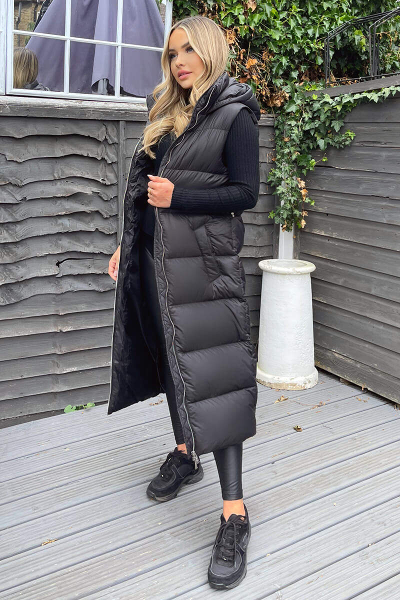 Black Drawstring Waist Puffer Gilet