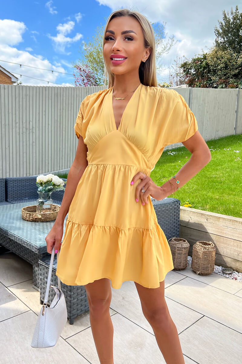 boho style dresses plus size Yellow Short Sleeve Tie Back V Neck Mini Dress