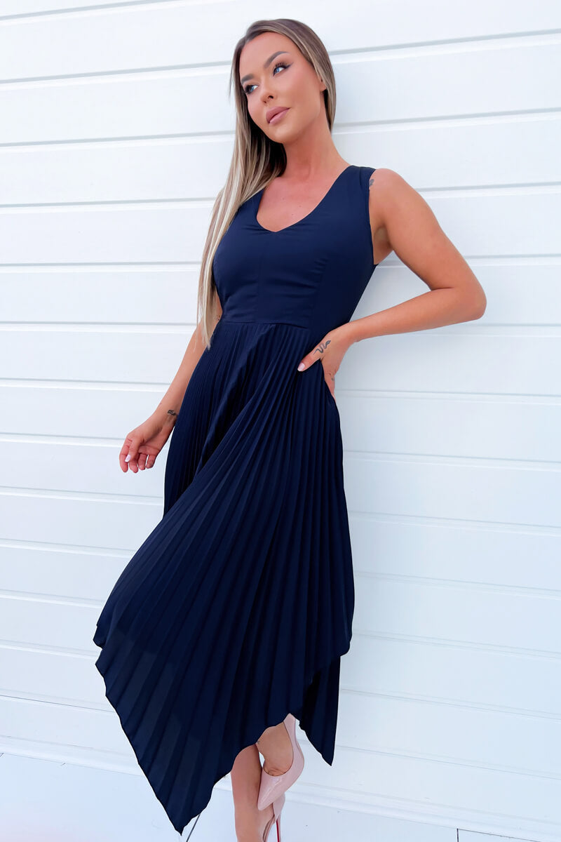 Navy V Neck Pleated Skirt Belted Waist Midi Dress AX Paris US Navy V Neck Pleated Skirt Belted Waist Midi Dress AX Paris US