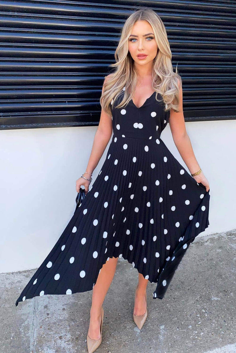 Black Polka Dot Sleeveless Pleated Dress