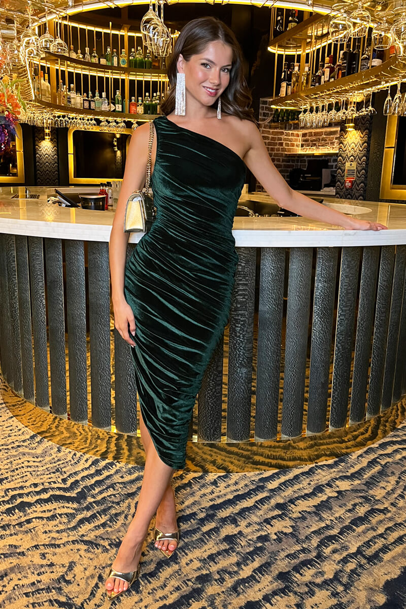 Green Velvet One Shoulder Asymmetric Hem Ruched Midi Dress