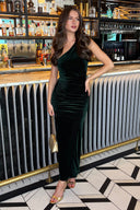 1751643978_Green-Velvet-One-Shoulder-Ruched-Side-Midi-Dress-3.jpg