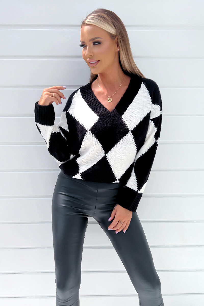 Black And White Geo Diamond Pattern V Neck Long Sleeve Knitted Jumper