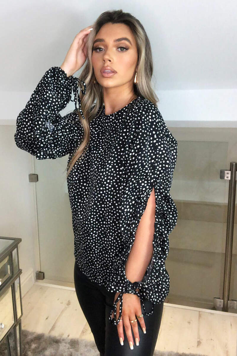 Black Spotty Gathered Split Sleeve Blouse