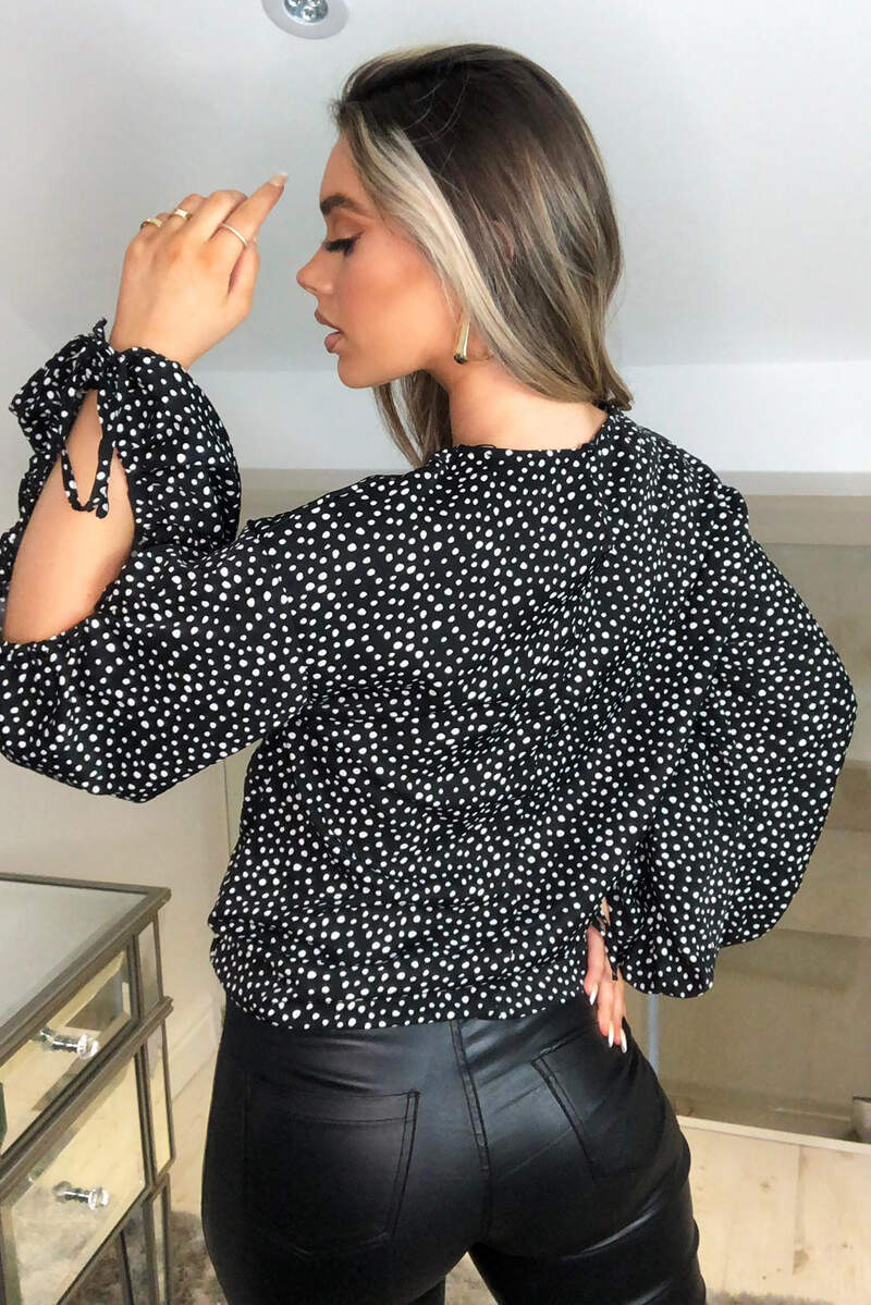 Black Spotty Gathered Split Sleeve Blouse